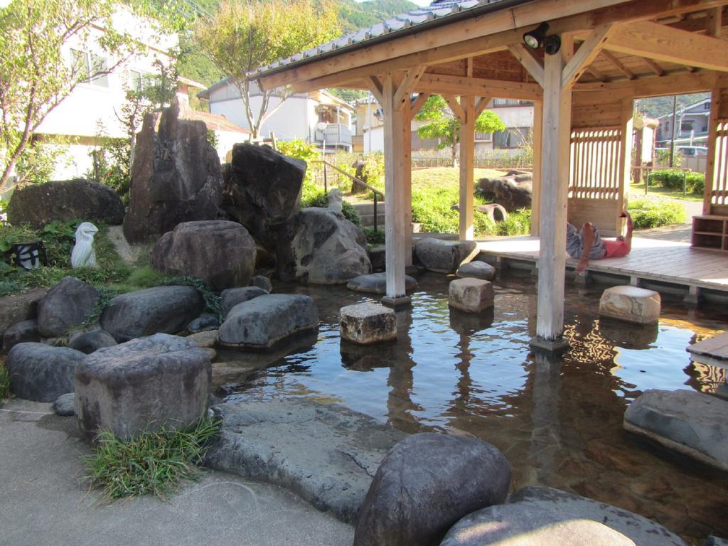 Amakusa West Coast Backpackers Fu-Raibou Hostel Kültér fotó